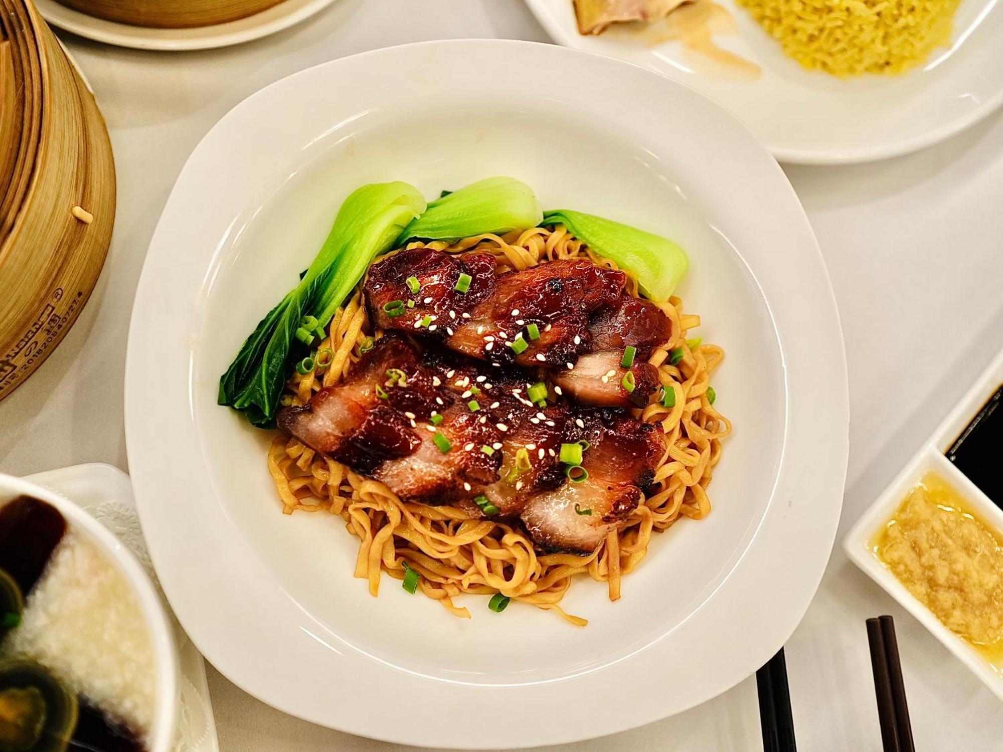 X One Hotel Phnom Penh Ngoại thất bức ảnh