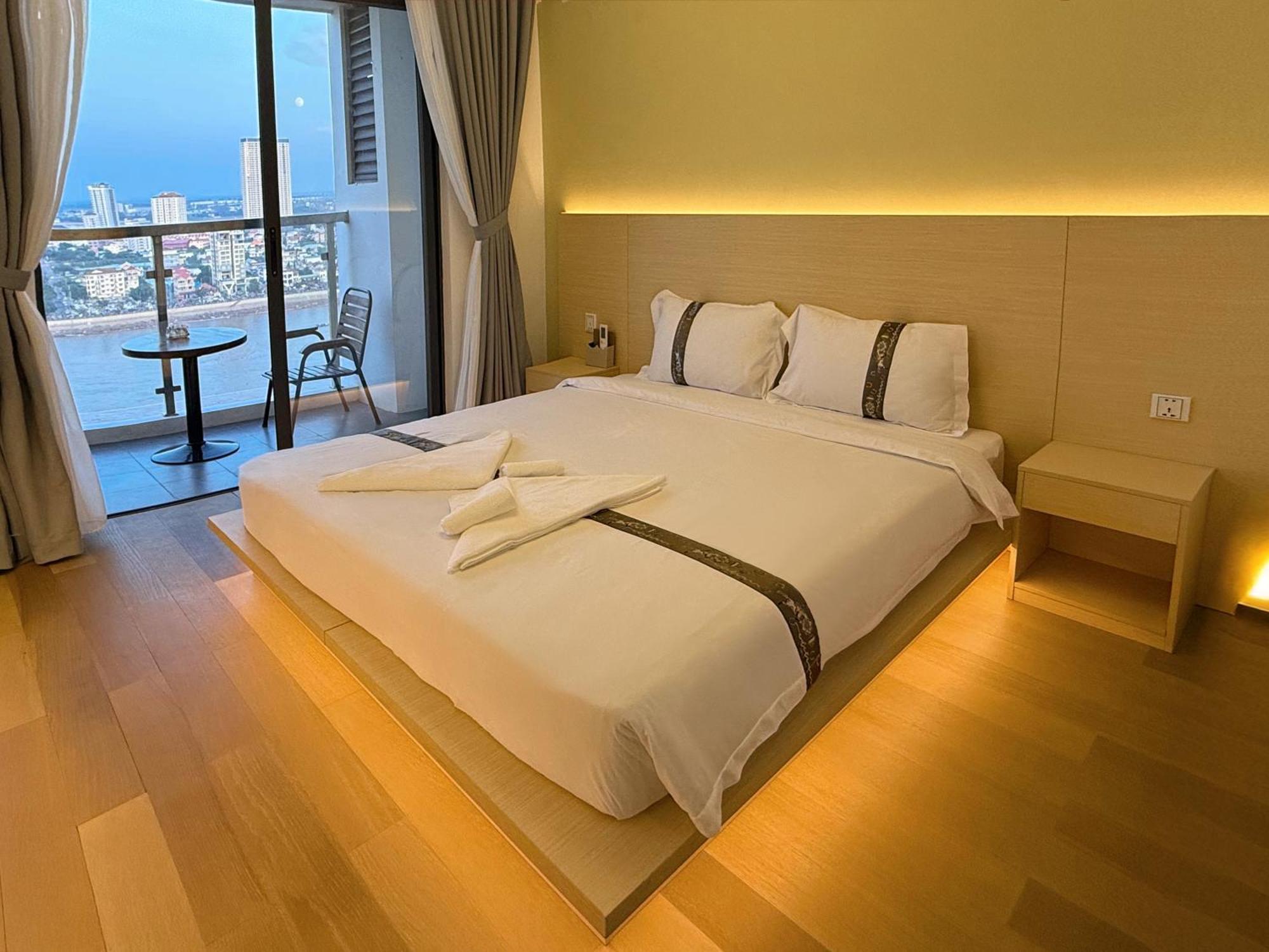 X One Hotel Phnom Penh Ngoại thất bức ảnh