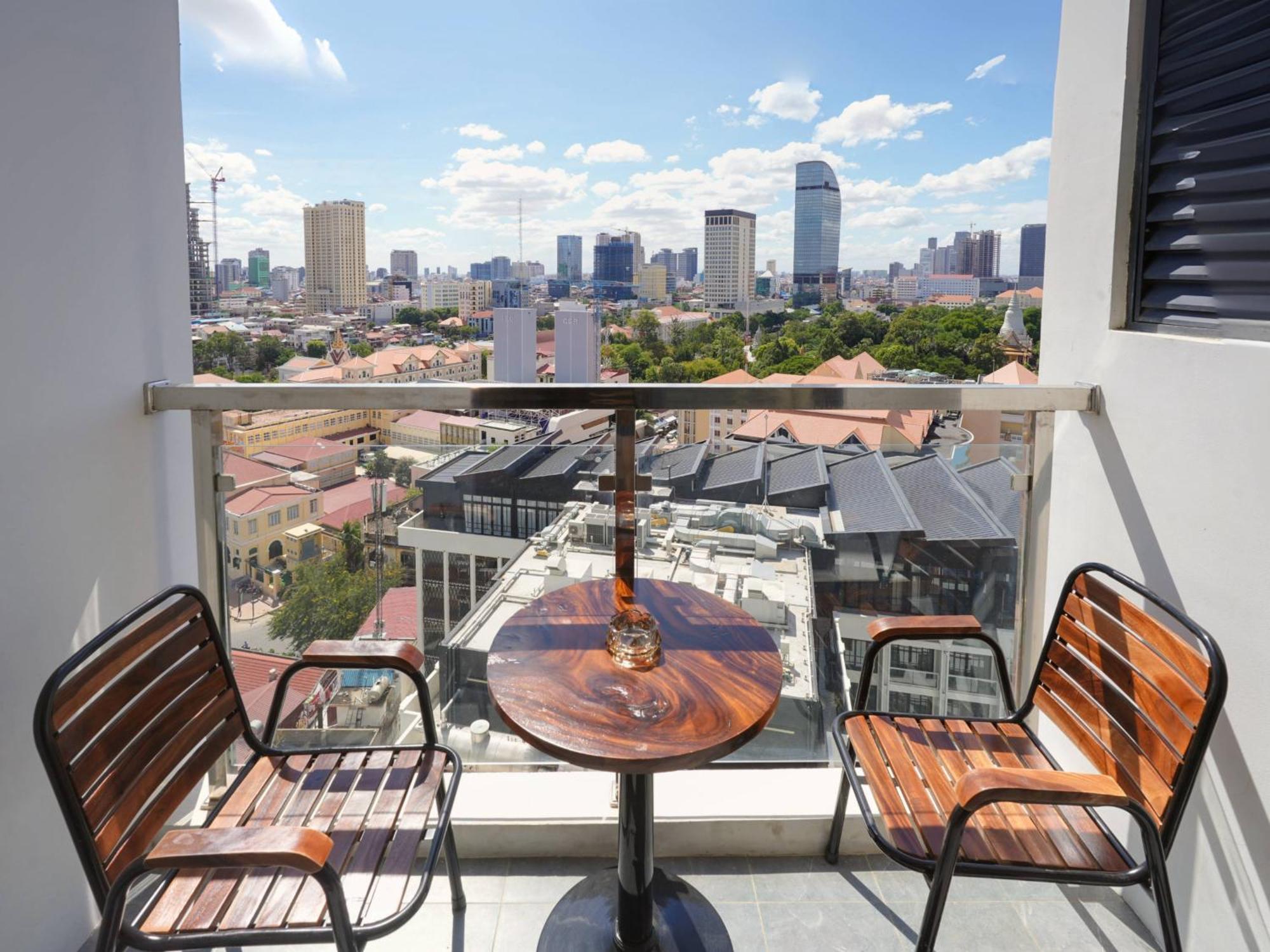 X One Hotel Phnom Penh Ngoại thất bức ảnh