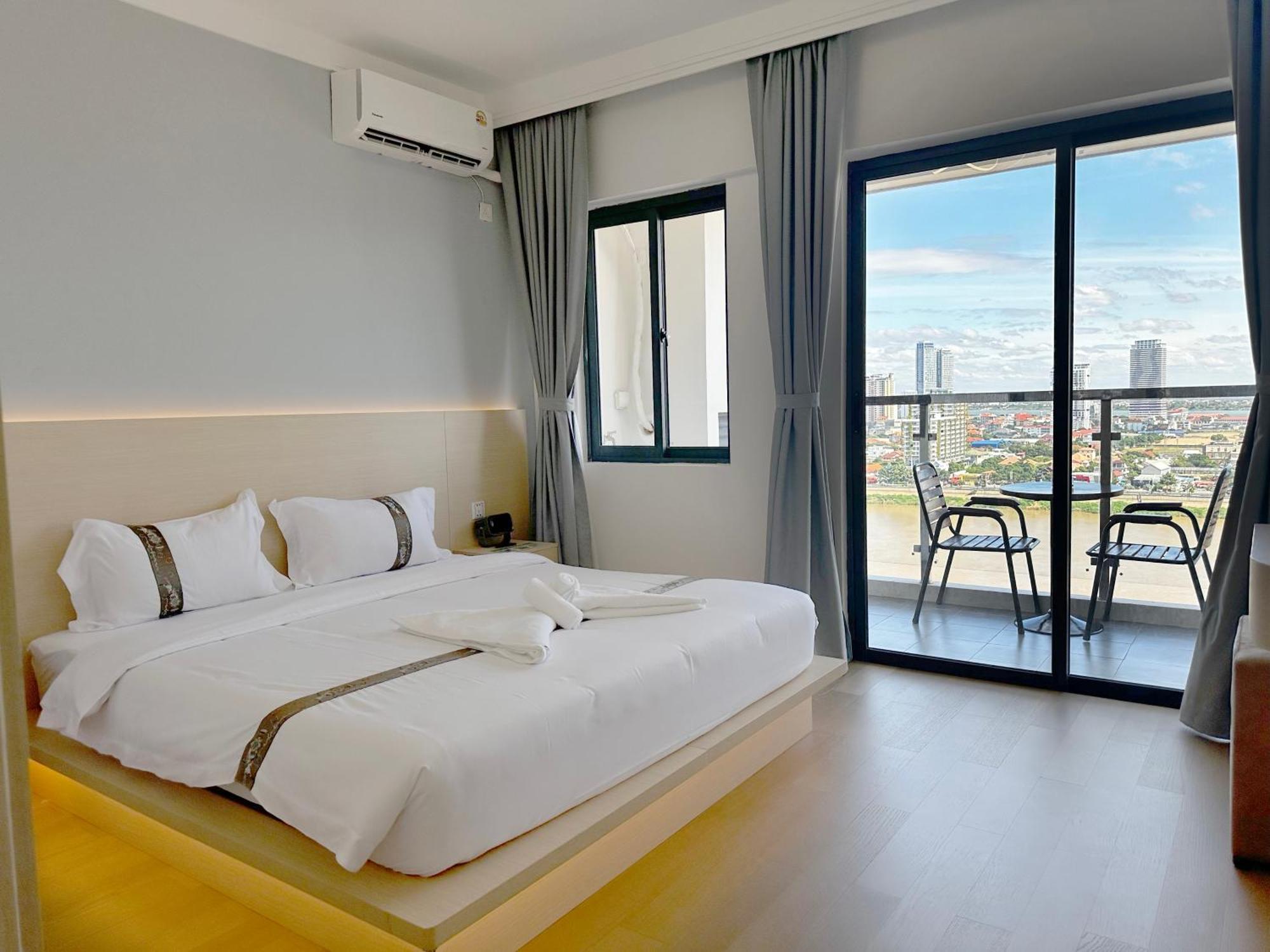 X One Hotel Phnom Penh Ngoại thất bức ảnh